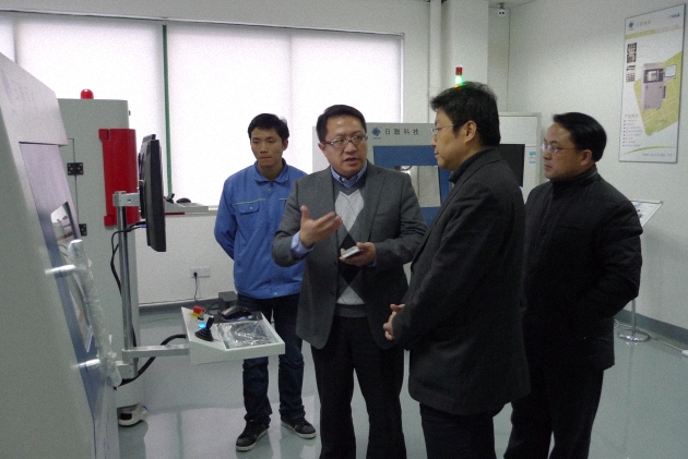 热烈欢迎无锡新区党工委书记许刚、鸿山街道书记平江、无锡新区科技局张局长等一行莅临参观指导