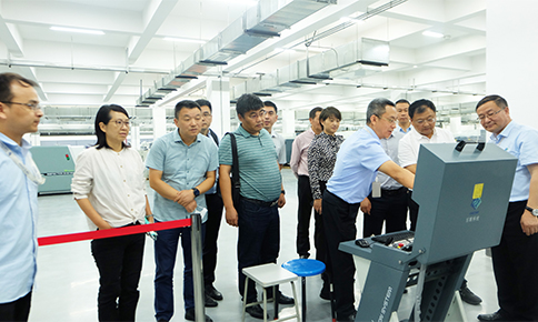 全国快递科技创新试验基地（南陵）一行领导参观考察ag公司科技