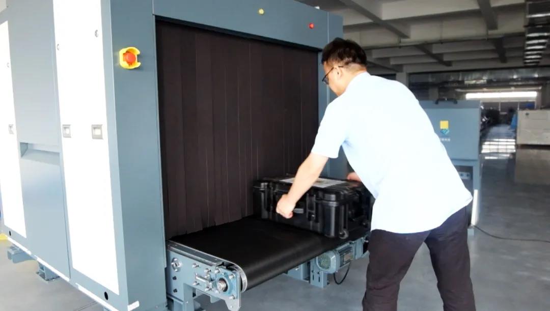 ag公司科技邮政快递高速安检设备通过公安部门检测