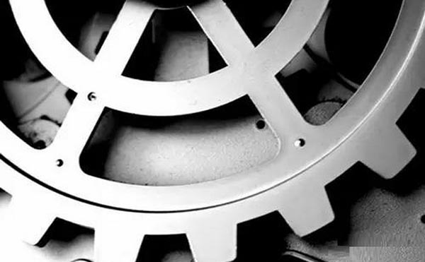 铸件内部缺陷，采用什么设备检测比较好？